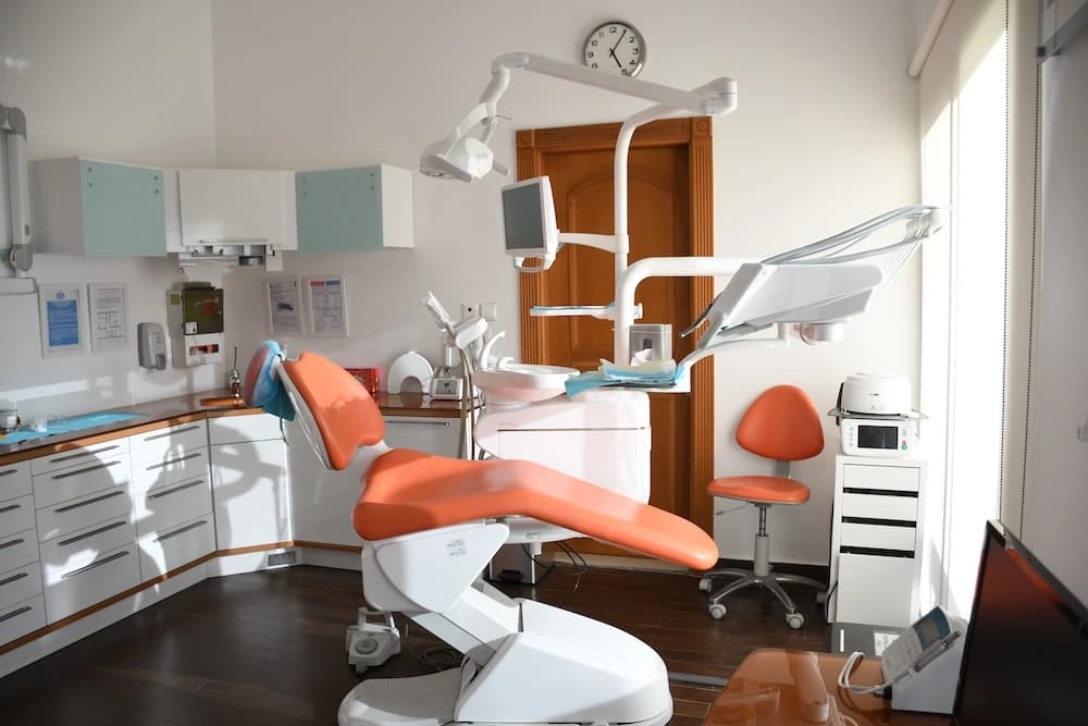 Medical & Dental Clinics